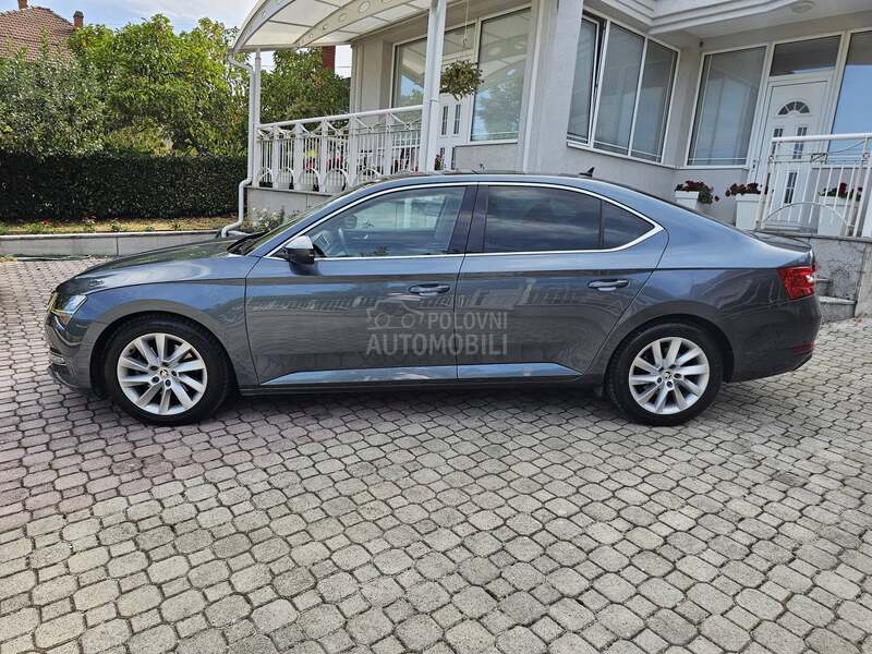Škoda Superb 2.0 Tdi/Dsg/Style