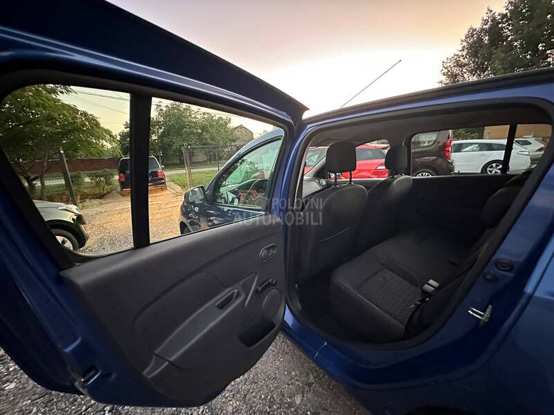 Dacia Sandero 
