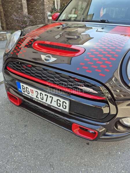 MINI Cooper S JCW za pocetnike