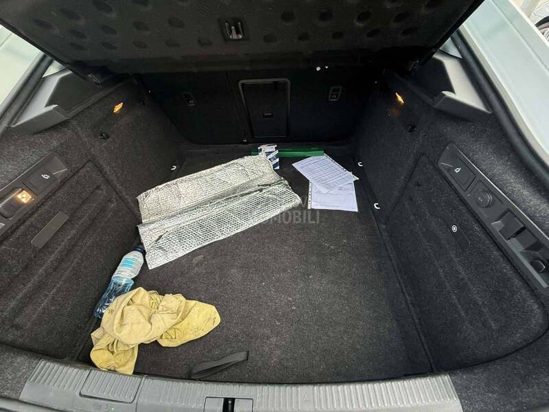 Škoda Superb 4x4, alkantara sed.
