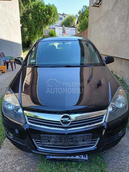 Opel Astra H 