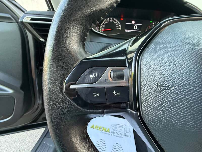 Peugeot 2008 1.2 PureTech
