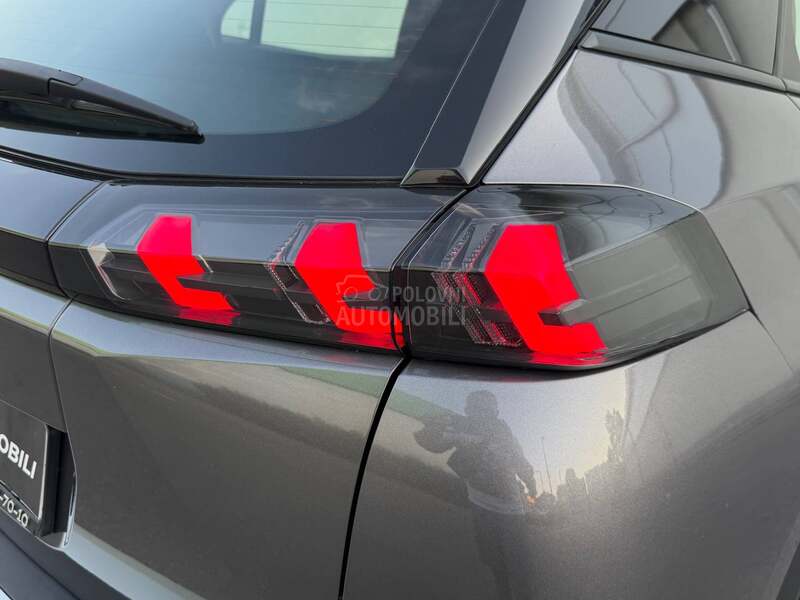 Peugeot 2008 1.2 PureTech