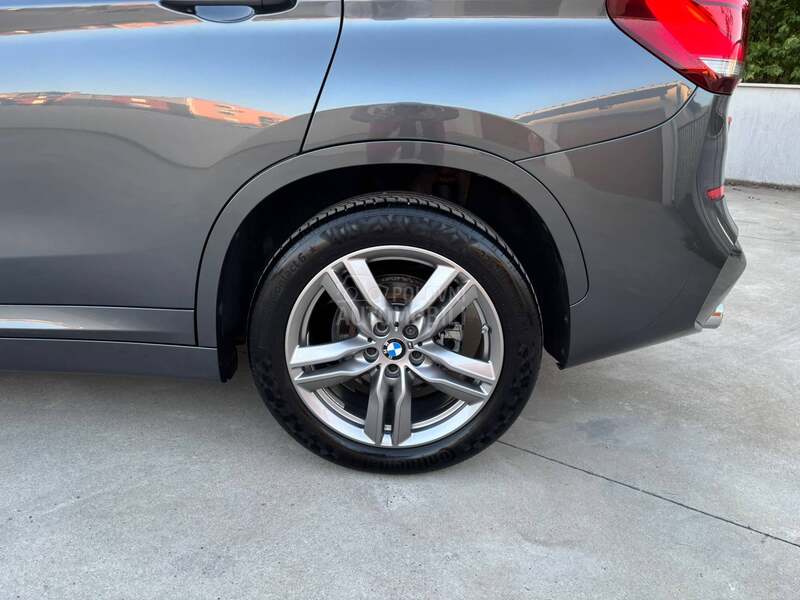 BMW X1 Sd/M/PANO/ 2022