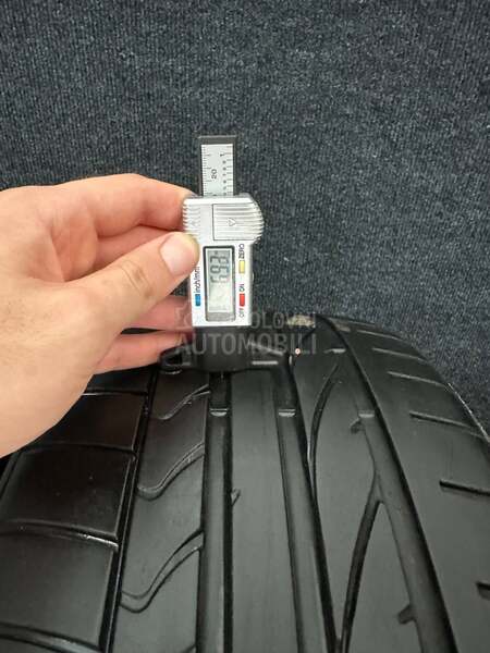 Bridgestone 215/40 R17 Letnja