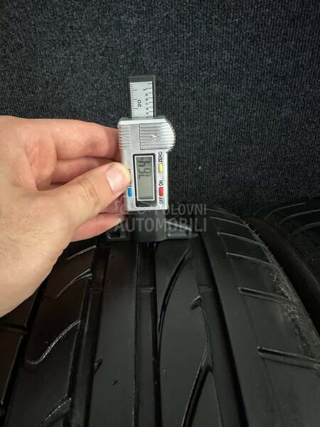 Bridgestone 215/40 R17 Letnja