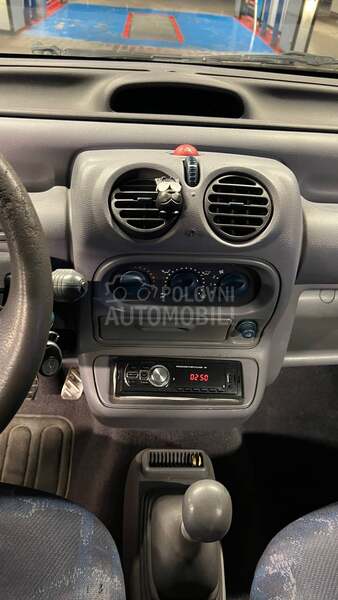 Renault Twingo 1.2 b
