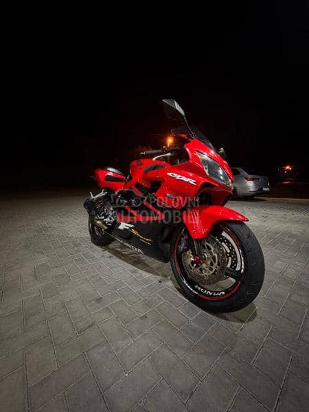Honda CBR600F4i