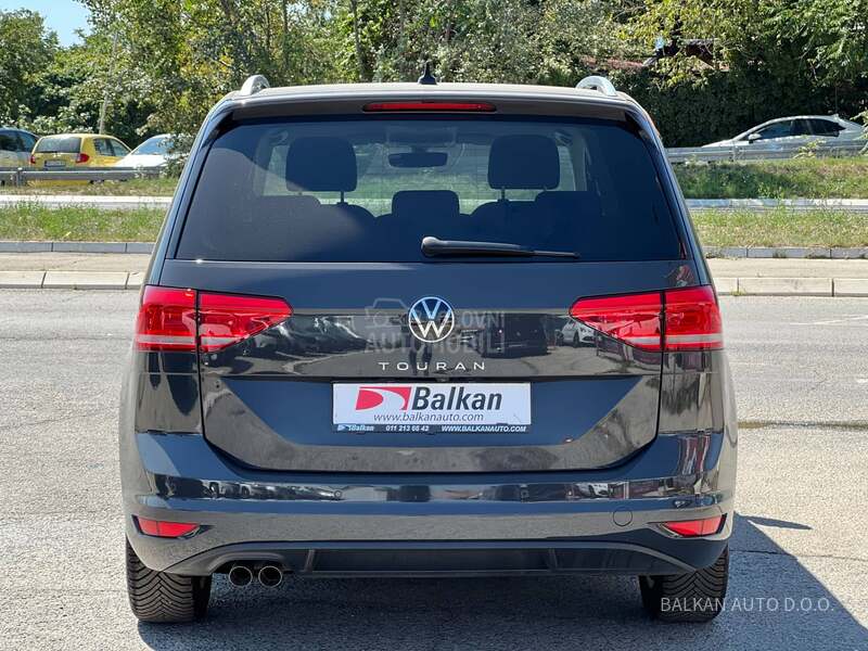 Volkswagen Touran 2.0 TDI/NAV/KAM/DSG