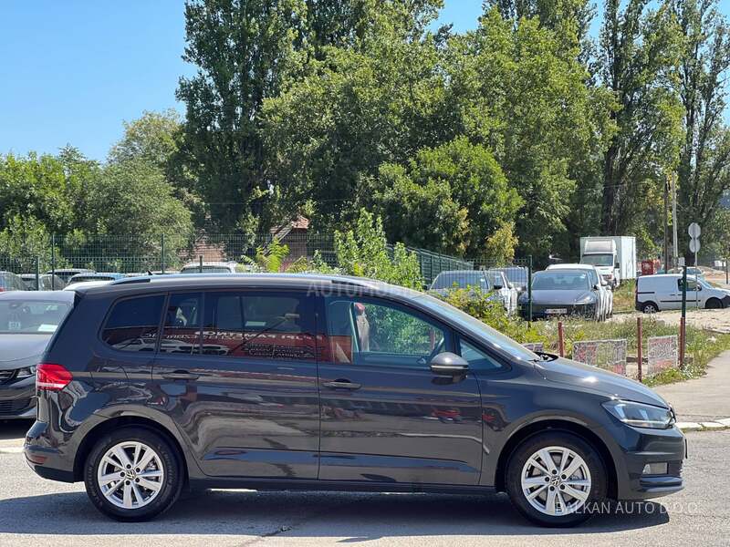 Volkswagen Touran 2.0 TDI/NAV/KAM/DSG