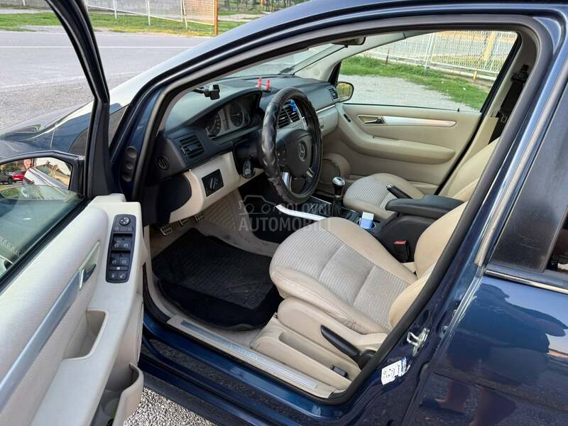 Mercedes Benz B 200 CDI