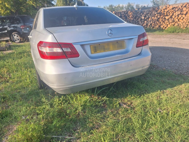 Delovi za Mercedes Benz E 220 CDI 2012. god.