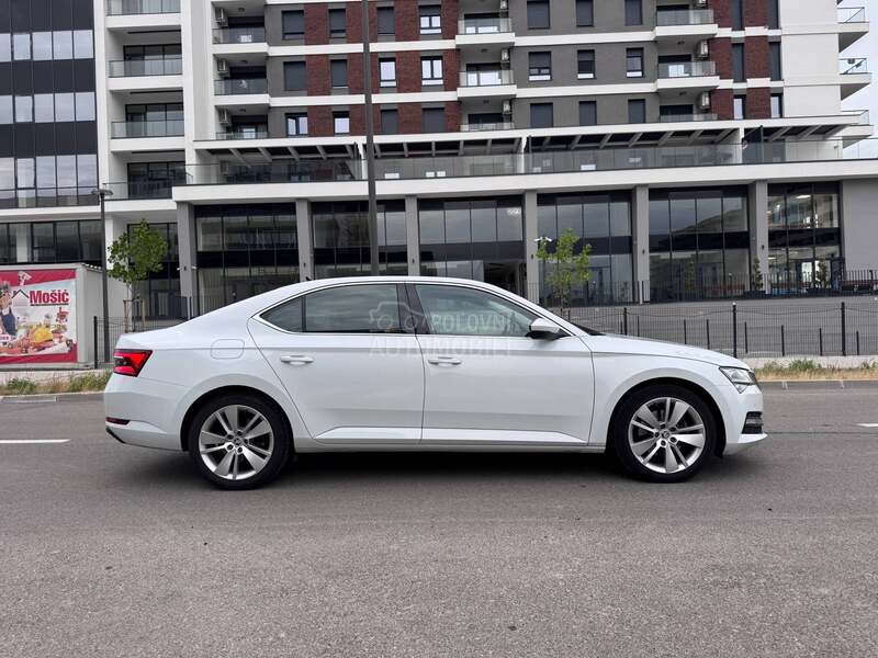 Škoda Superb MATRIX