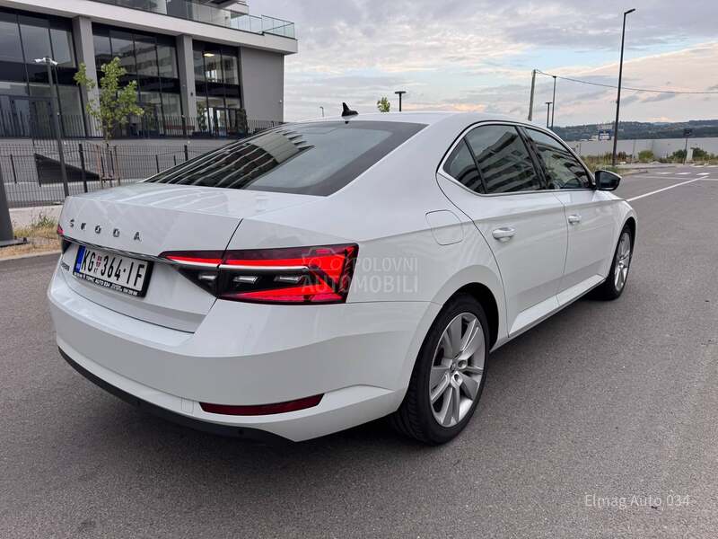 Škoda Superb MATRIX