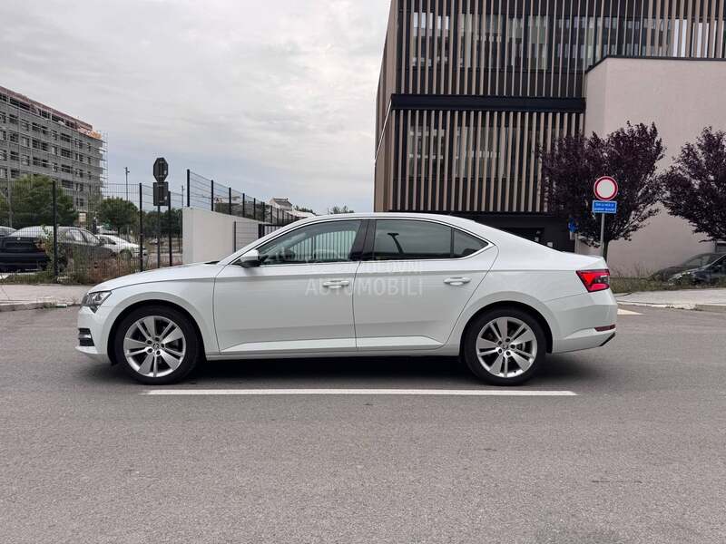 Škoda Superb MATRIX