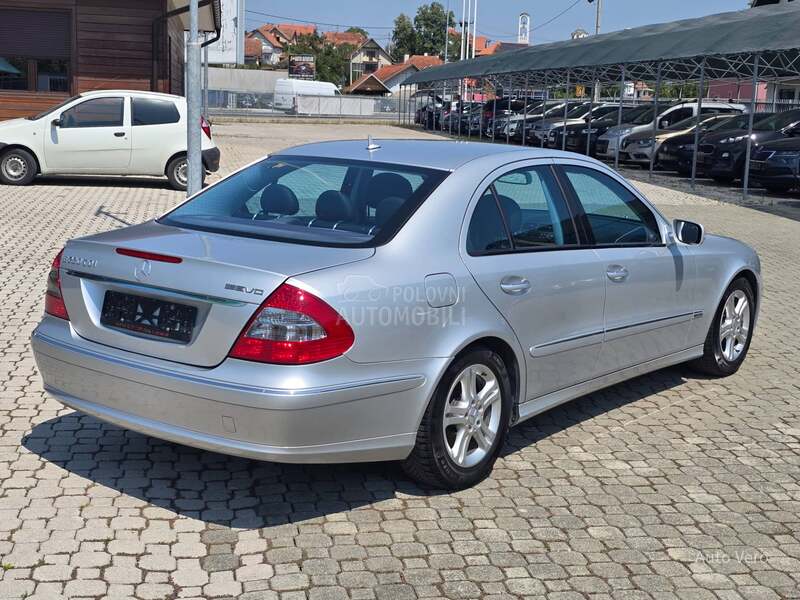 Mercedes Benz E 220 CDI