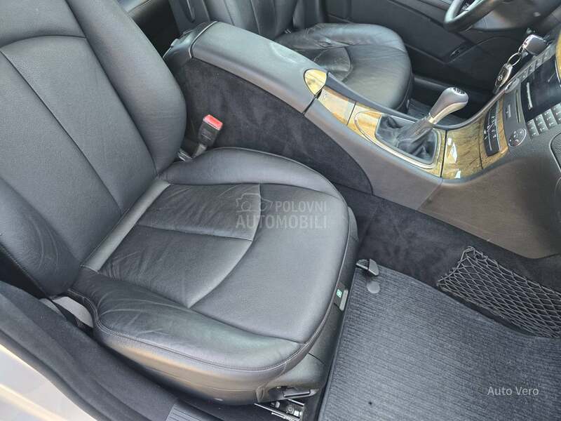 Mercedes Benz E 220 CDI
