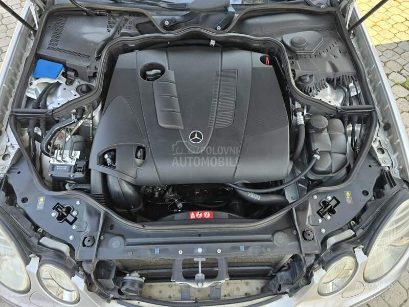 Mercedes Benz E 220 CDI