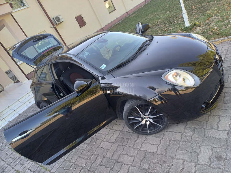 Alfa Romeo MiTo 1,4 b 5.8.k.w.