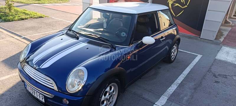 MINI Cooper 1.6