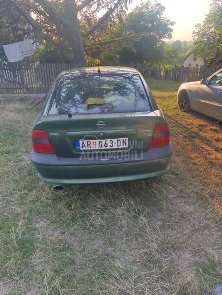 Opel Vectra B 1.8