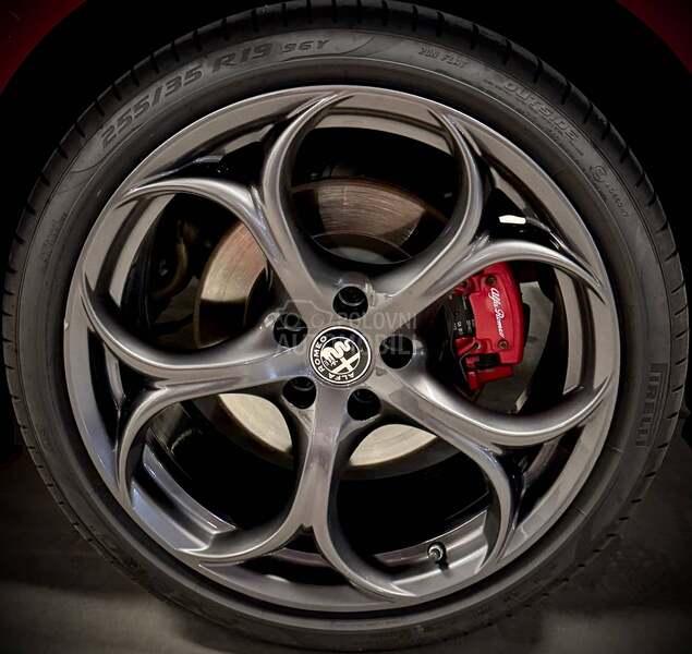 Alfa Romeo Giulia Veloce Ti