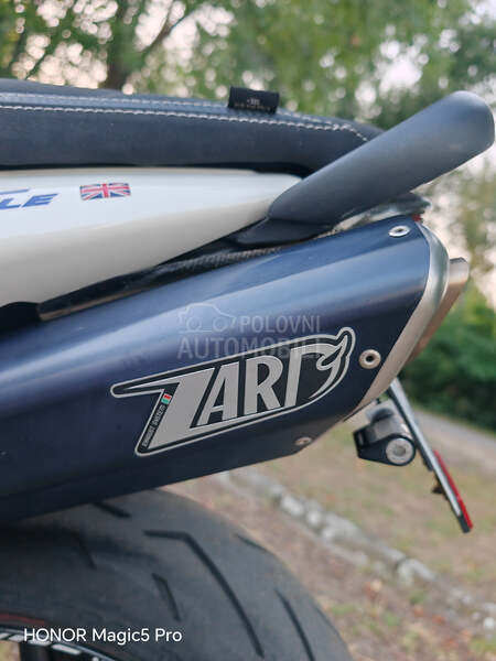 Triumph Street Triple 675