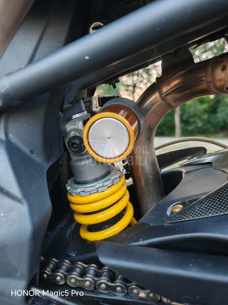 Triumph Street Triple 675