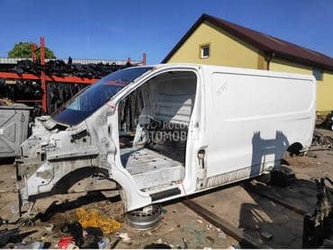 vivaro stranica leva desna