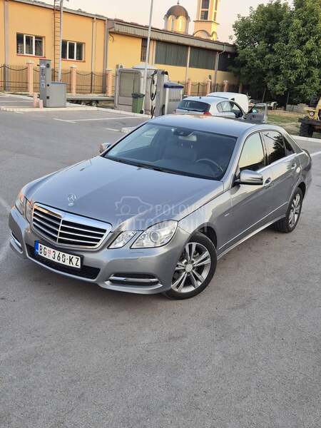Mercedes Benz E 220 