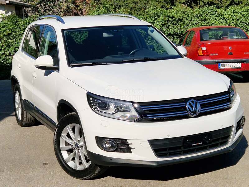 Volkswagen Tiguan 2.0 TSI DSG SPORT