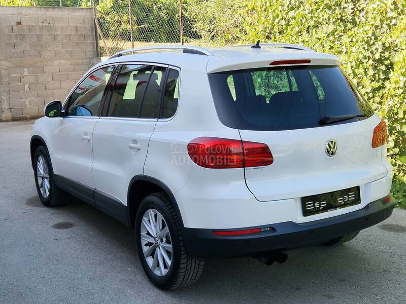 Volkswagen Tiguan 2.0 TSI DSG SPORT