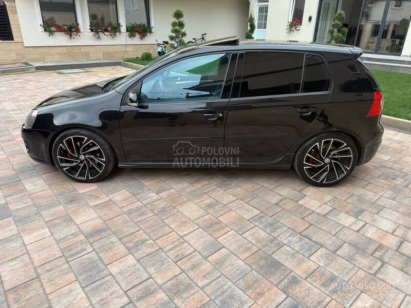 Volkswagen Golf 5 2,0 GTI DSG