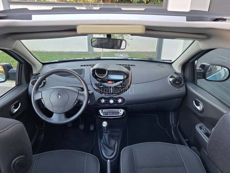 Renault Twingo 1.2b/ CH / 97 630k m