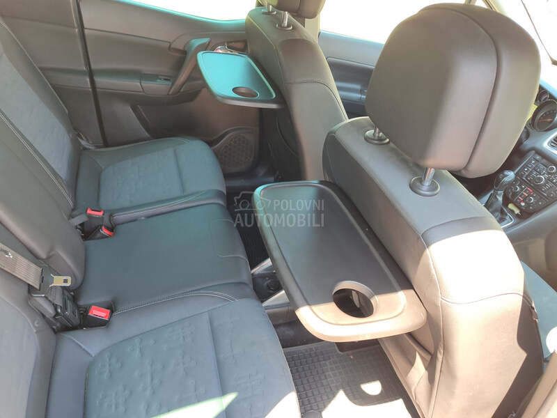 Opel Meriva 1.4 turbo