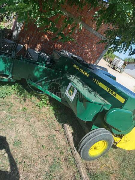 John Deere 336