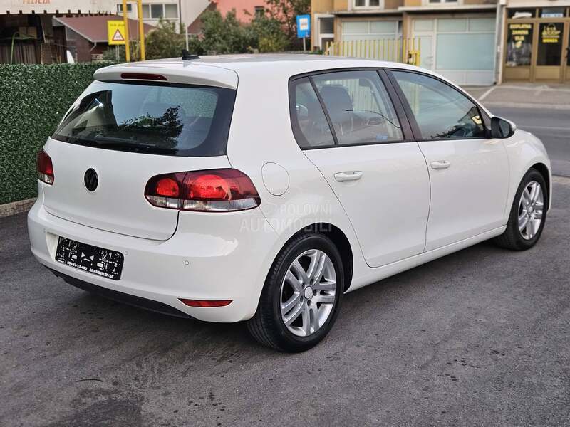 Volkswagen Golf 6 1.6TDI /T.O.P/