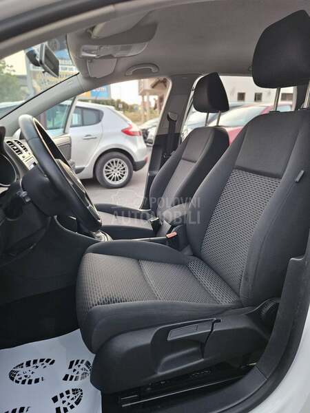 Volkswagen Golf 6 1.6TDI /T.O.P/
