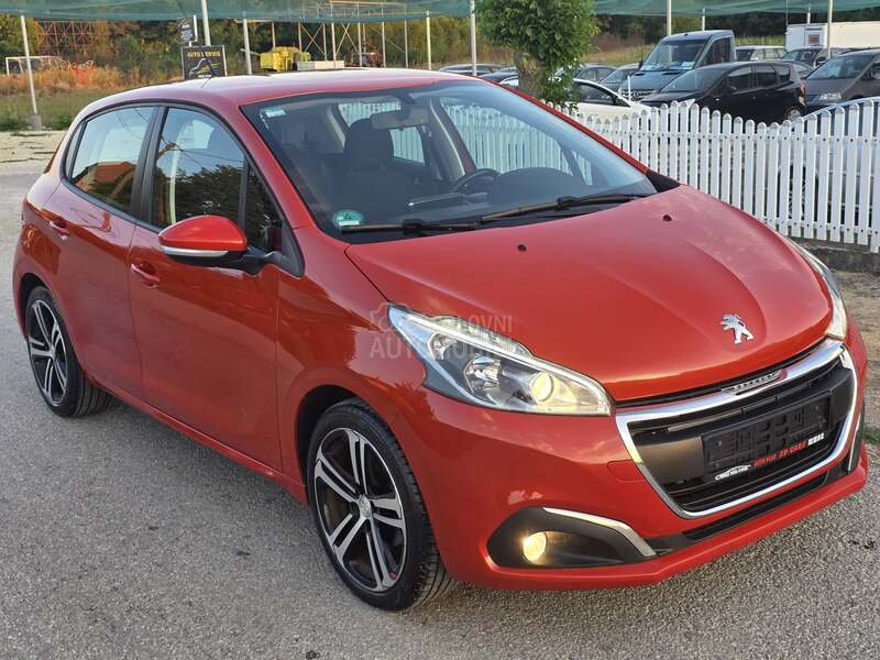 Peugeot 208 1.2