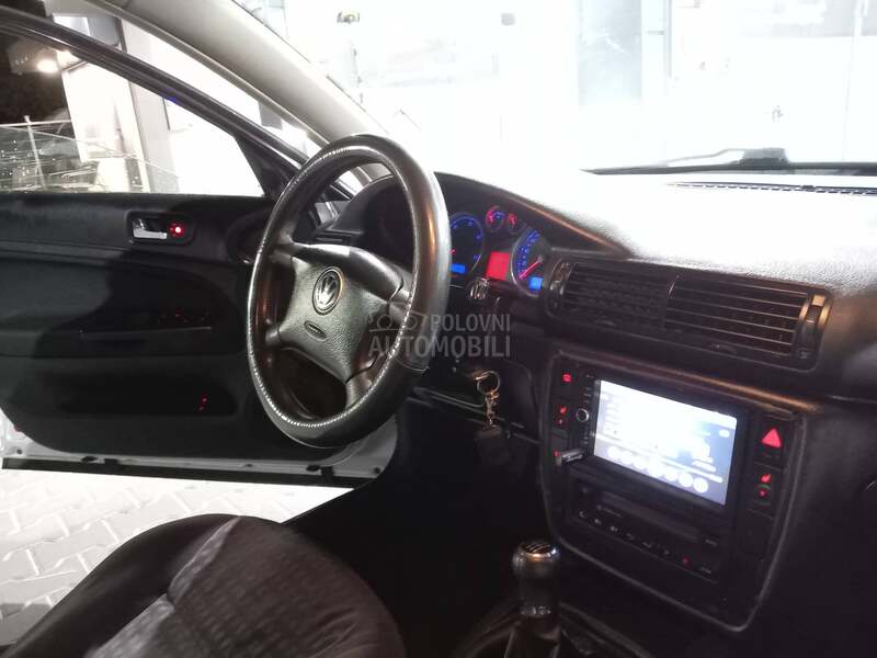 Volkswagen Passat B5.5 