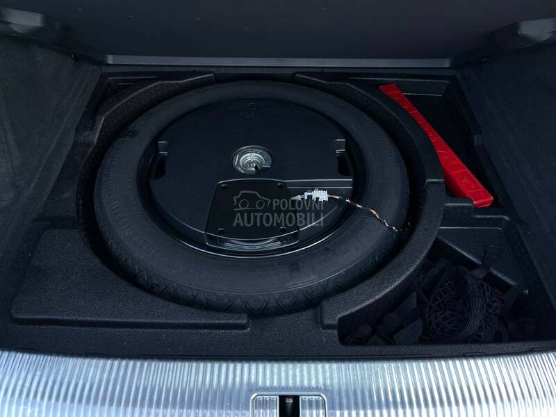 Audi Q3 EXCLUSIVE S-TRONIC