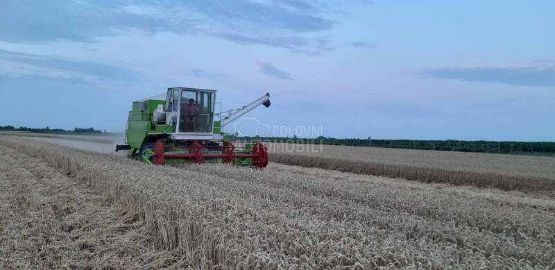 Claas Dominator 80
