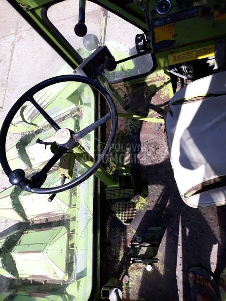 Claas Dominator 80