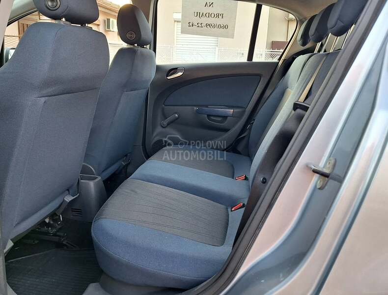 Opel Corsa D 1,4 OČUVANA
