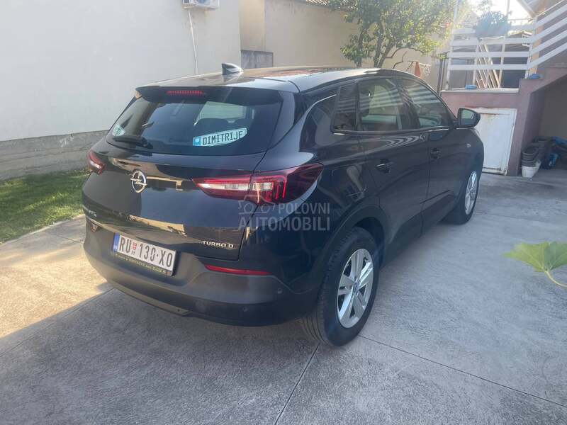 Opel Grandland X 