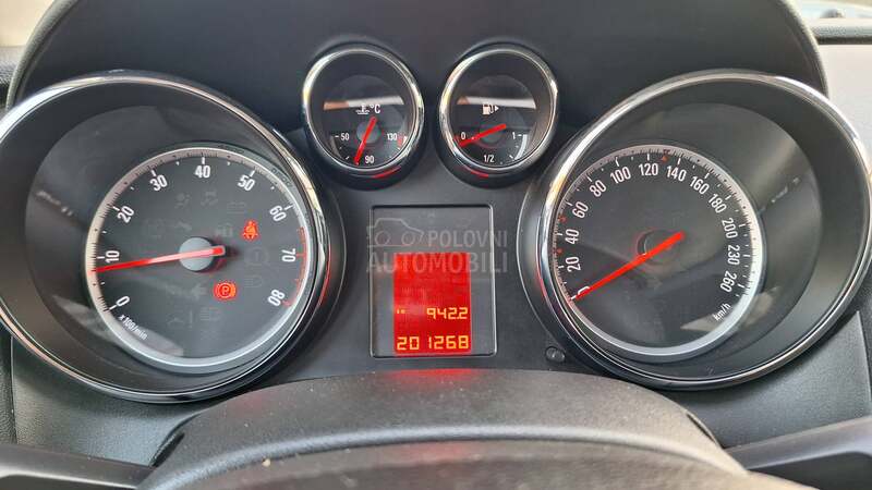 Opel Astra J 1,4 OČUVANA