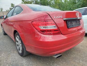 Branik zadnji za Mercedes Benz CLC 180, CLC 200, CLC 220 ... od 2011. do 2014. god.