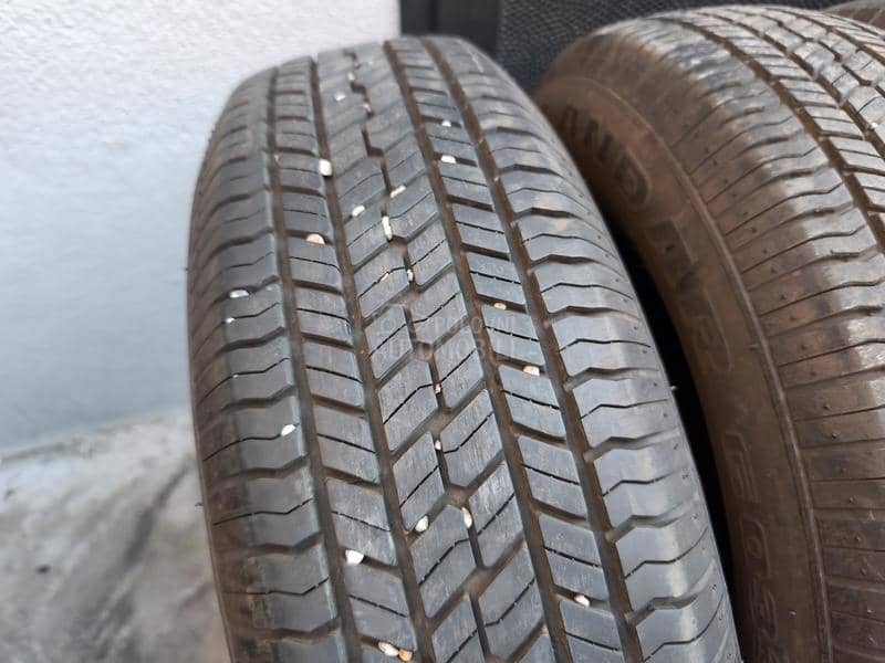 Yokohama 215/70 R16 Letnja