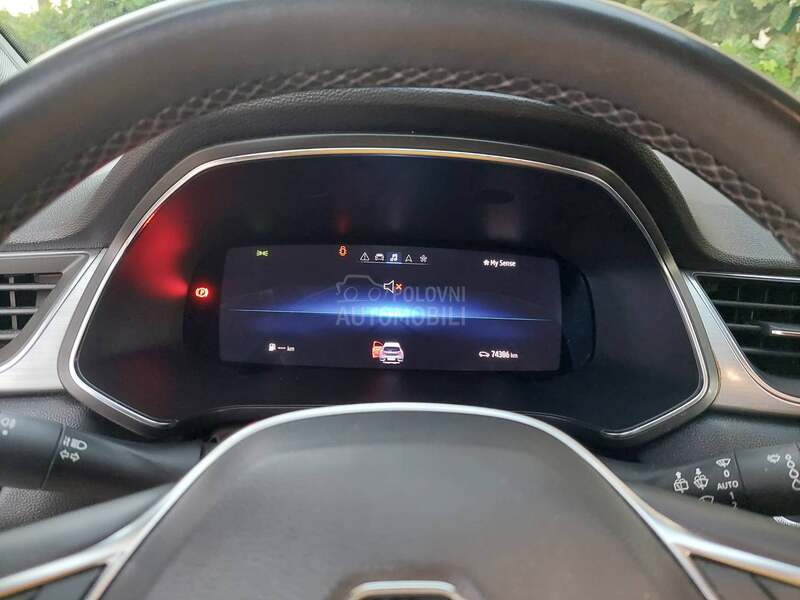 Renault Captur VIRTUELNA TABLA