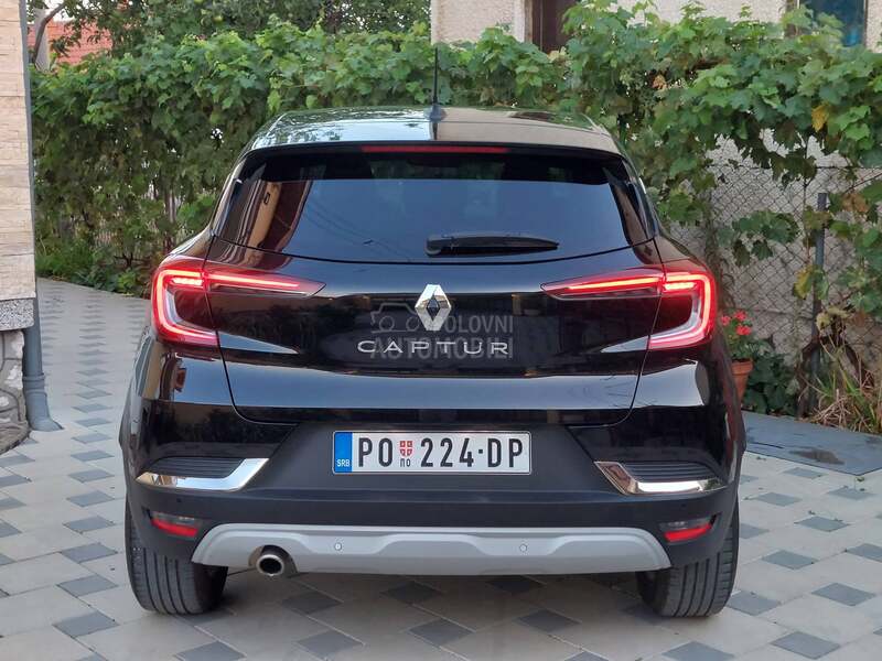 Renault Captur VIRTUELNA TABLA